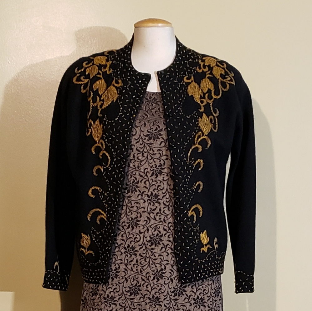 1940s bead embellished knit sweater.